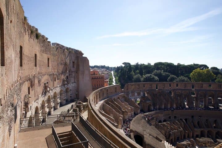 Colosseum, Roman Forum and Palatine Hill Exclusive Private Tour