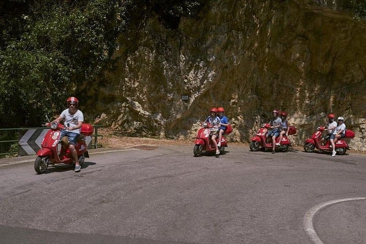 Motoragazzi self-guided Vespa scooter tours.