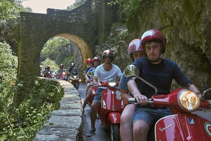 Motoragazzi self-guided Vespa scooter tours.
