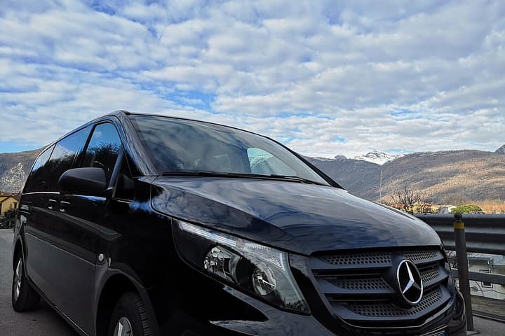 Malpensa Lake Orta Private Taxi Transfer with David