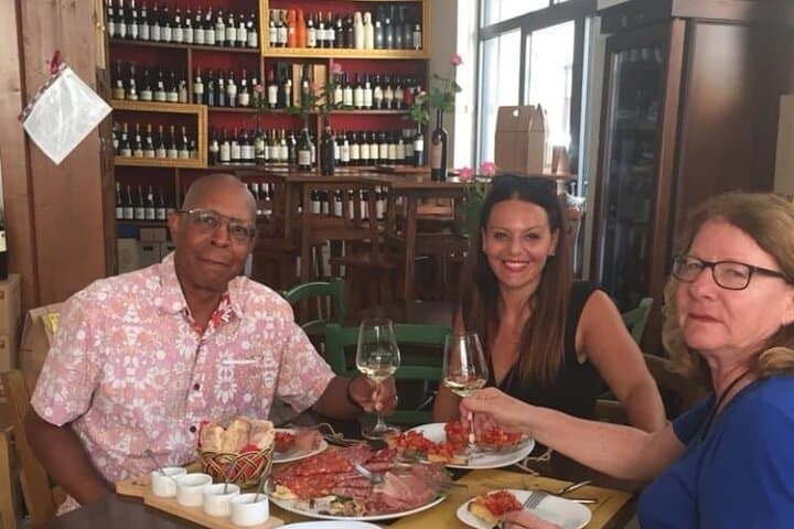 Foody Tour with Nonna in Civitavecchia (port)