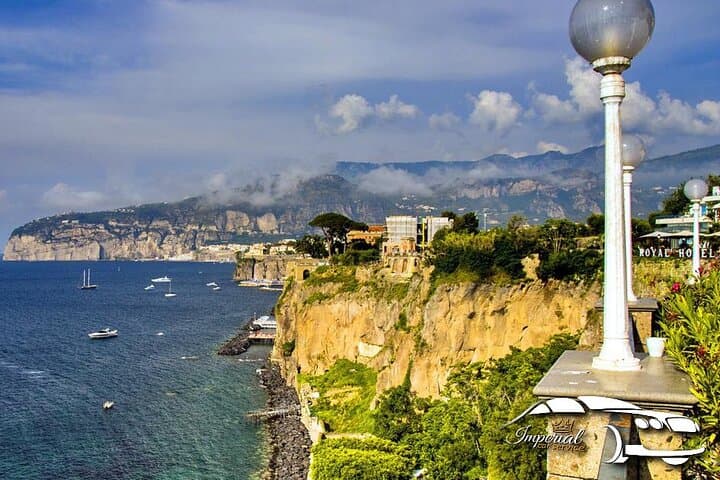 Transfer from Sorrento to Naples ( Naples to Sorrento too)