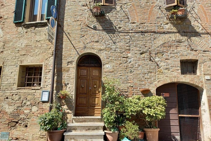 2 hours - Private Walking Tour in Montepulciano
