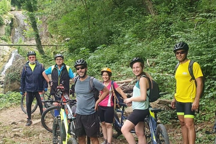 Guided E-bike Tour in Bologna with aperitif