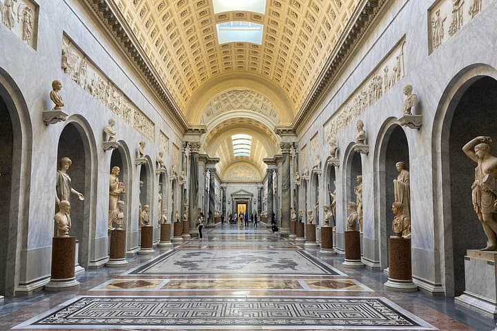 Statue Gallery