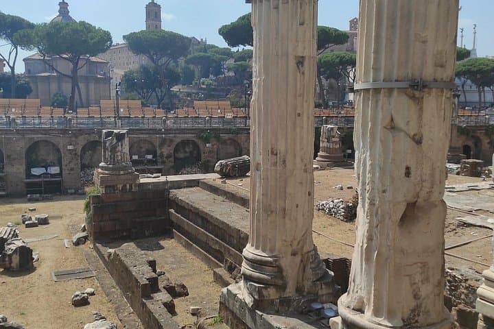 Rome's Charm: Exclusive 3-Hour Private Chauffeur Tour