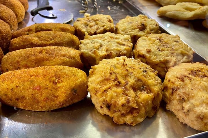 Naples Street Food Tour: Discover Local Flavors with Expert Guide