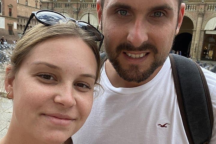 Bologna Murder Mystery: Self-Guided City Quest