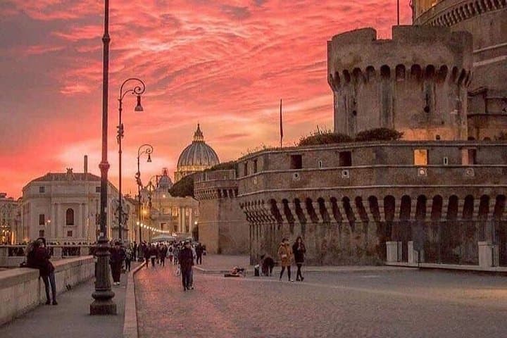 Vatican Guided Tour with Sistine Chapel, Museum's & The Basilica