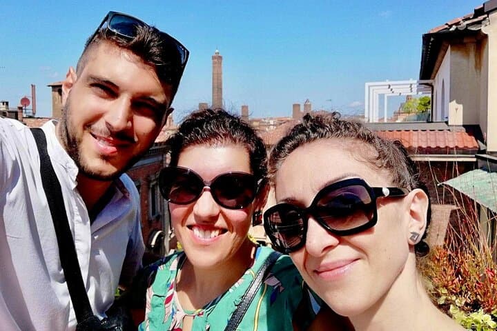 Bologna Private Intro Tour with a Local – Custom & Flexible