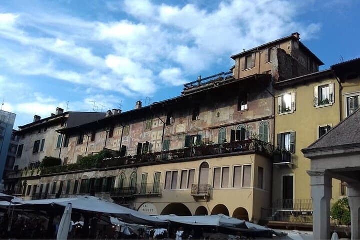 3 Hours Guided Walking Tour to Discover Verona
