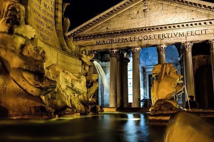 The Pantheon at night