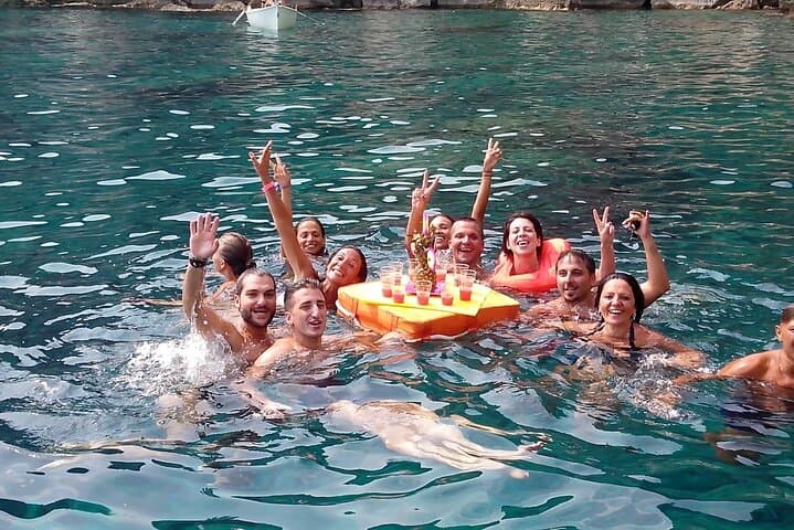Boat excursion Taormina Giardini Naxos