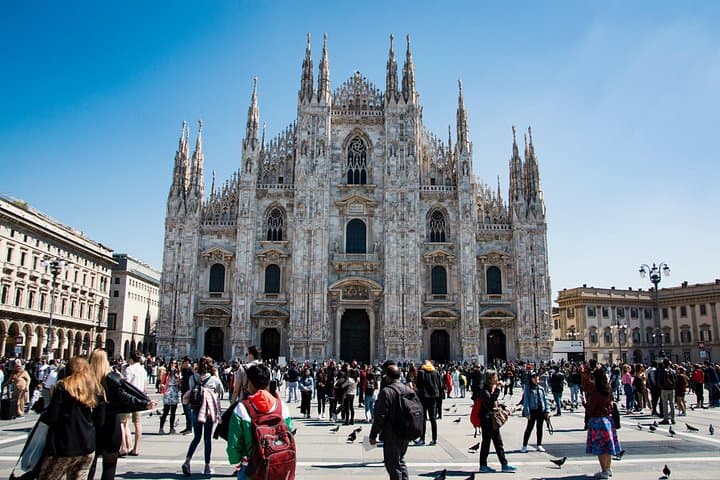 Private Milan Highlights Tour – Iconic Sights & Hidden Gems