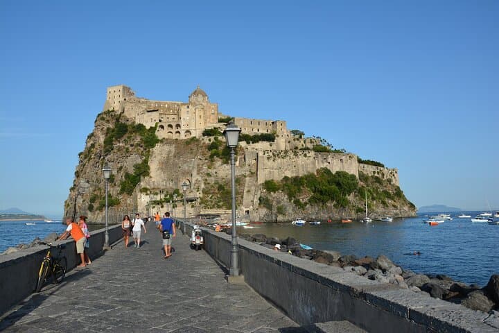 Full-Day Boat Tour to Ischia and Procida from Naples