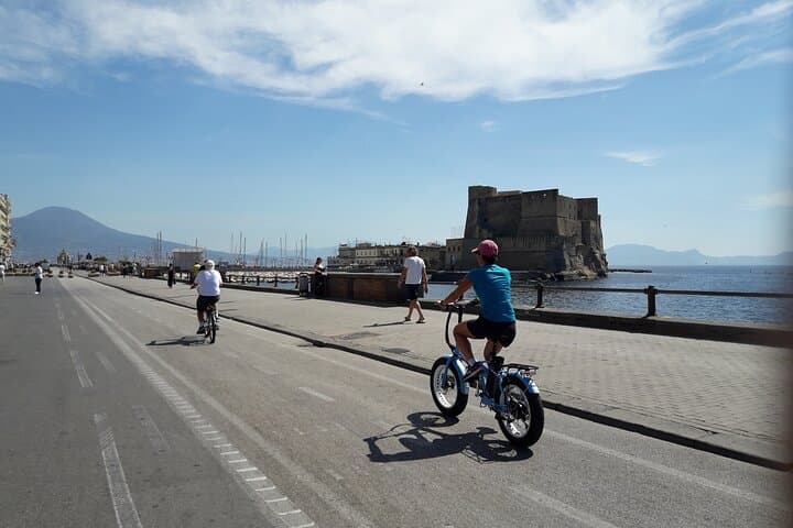 Lungomare Castel dell'ovo