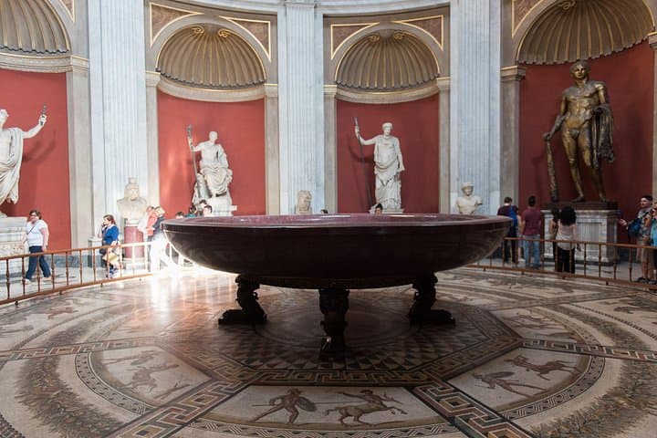 Vatican VIP:Exclusive Private Tour with Sistine Chapel & Basilica