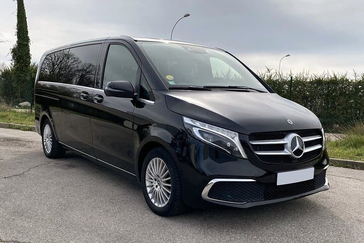 Private Transfer from Milan to Malpensa Airport MXP in Car or Van