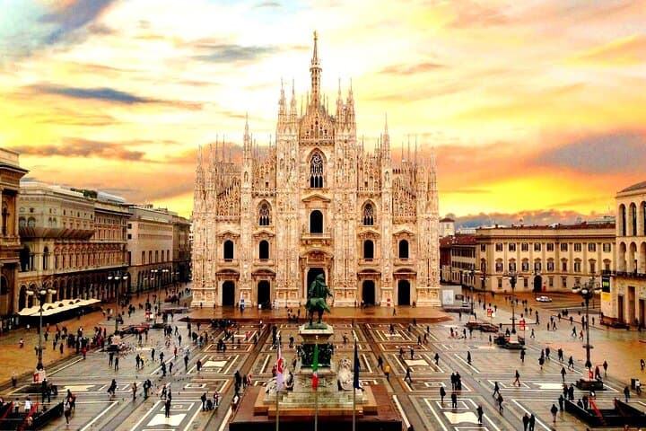 Private Transfer from Milan to Malpensa Airport MXP in Car or Van