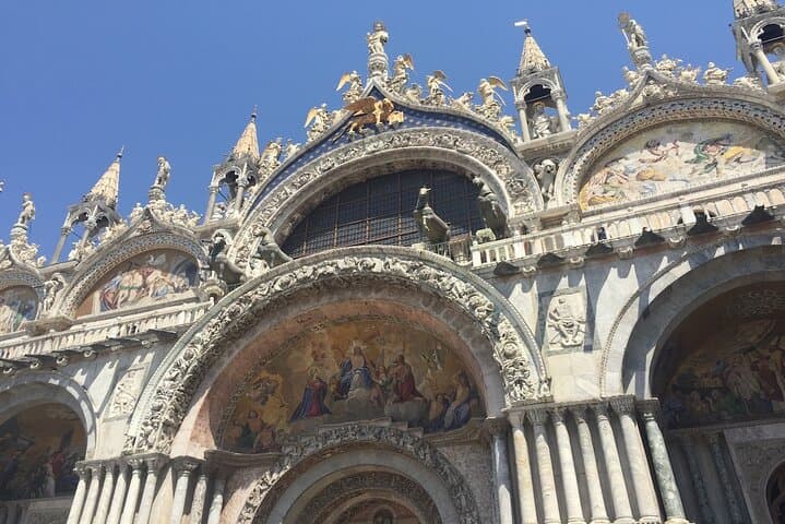 Private Family Tour of Saint Mark’s & Doge’s Palace with Scavenger Hunt