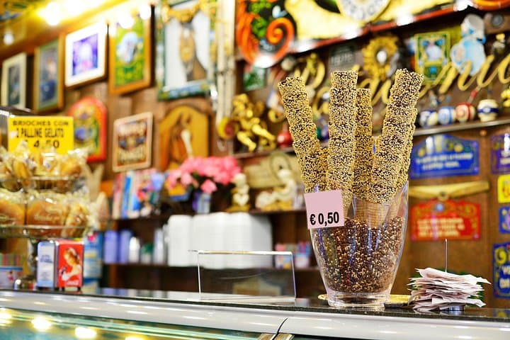Verona Full Meal & Wine Tasting Walking Tour by Do Eat Better
