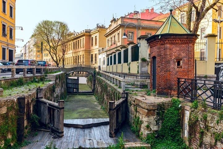 The secrets of Brera Private Tour: the district & Pinacoteca guided tour