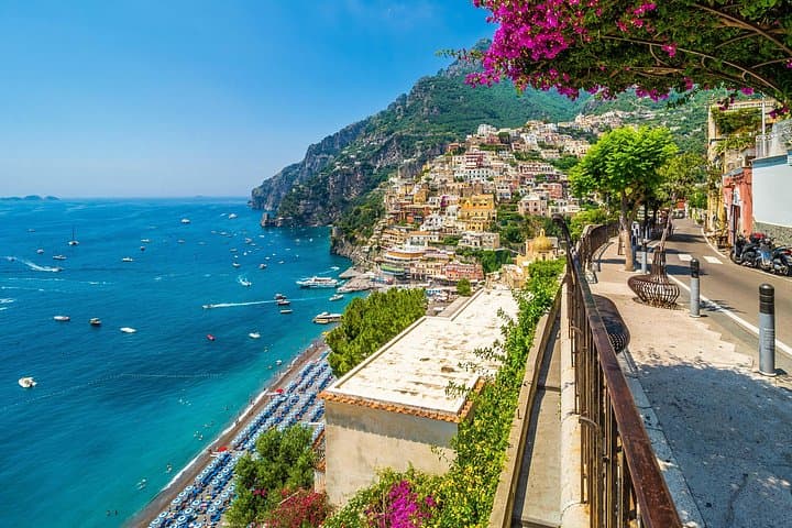 One way transfer from/to Positano and Naples
