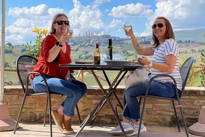 Small Group Wine Tour & San Gimignano Visit