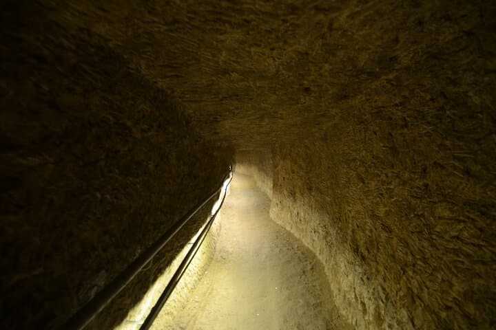 Naples: Underground city tour with elevator