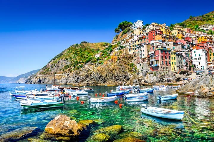 Private Boat Tour in Cinque Terre from Monterosso