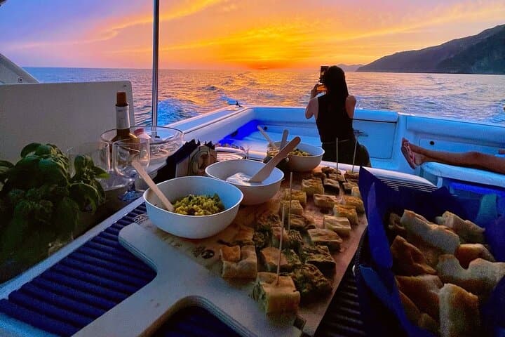 Cinque Terre Sunset Boat Tour