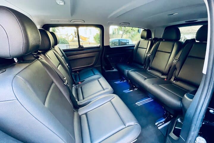 Private Transfer from Rome Fiumicino to the Hotel or Vice Versa