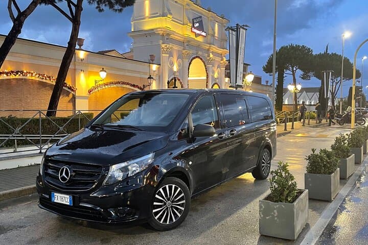 Private Transfer from Rome Fiumicino to the Hotel or Vice Versa