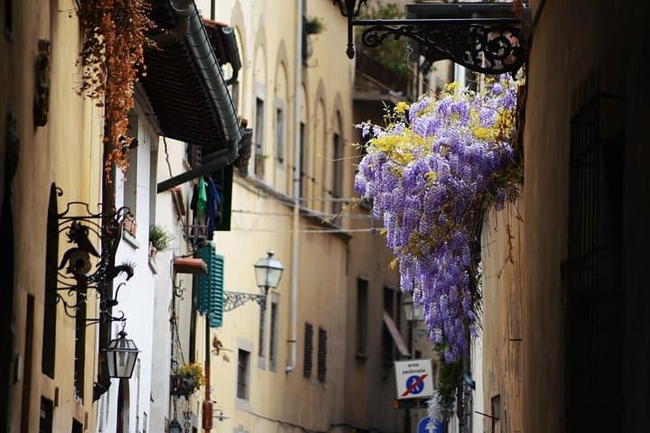 Traditional Florence Experience with Local Artisans in Oltrarno