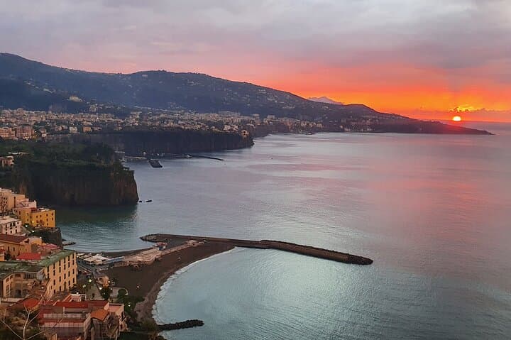 Private transfer from Naples to Sorrento