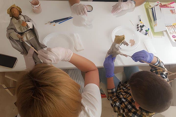Papier Mâché Class In Lecce