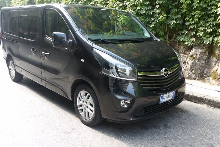 Private Transfer : Naples Airport to Amalfi