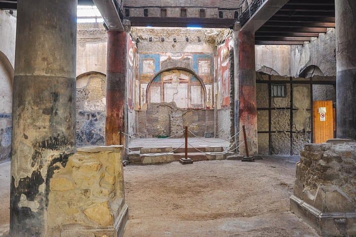 Private Tour Pompeii and Winery