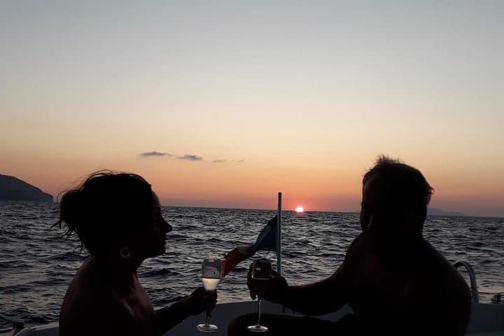Tour of the Sorrento Coast with Aperitif