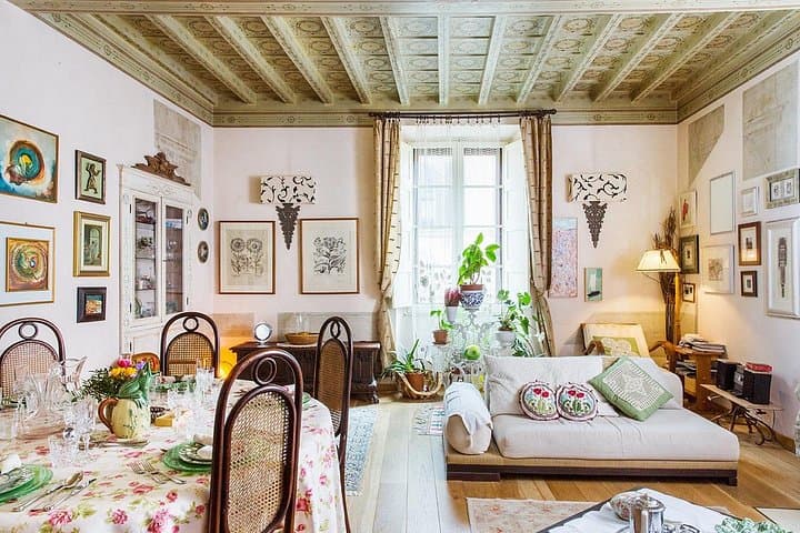 Dining Experience at a local's Home in Castellabate with Show Cooking