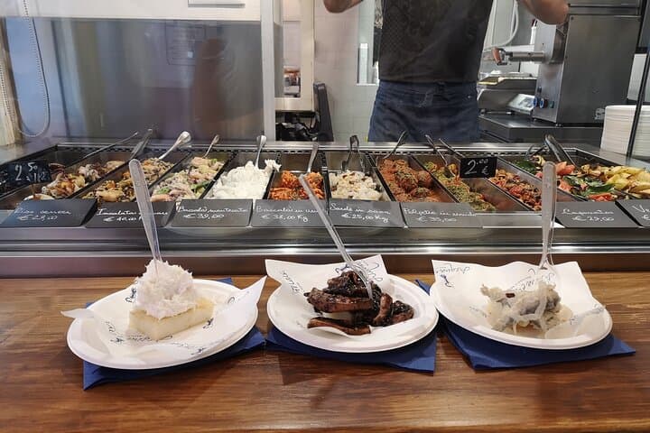 Private Rialto Street Food & Stories Tour: A Taste of Venice