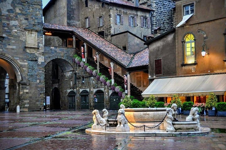 Bergamo sightseeings tour. Magic of medieval town.