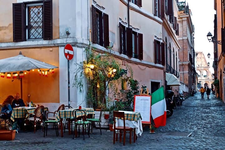 Trastevere and Jewish Ghetto Private Guided Walking Tour with Artichokes