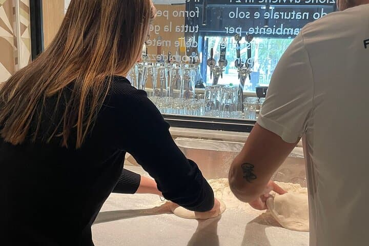 Pizza Class Italy Margherita with Pizzaiolo + Wine tasting
