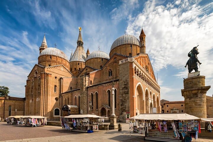 Padua Magic Legends: Self-Guided Walking Quest