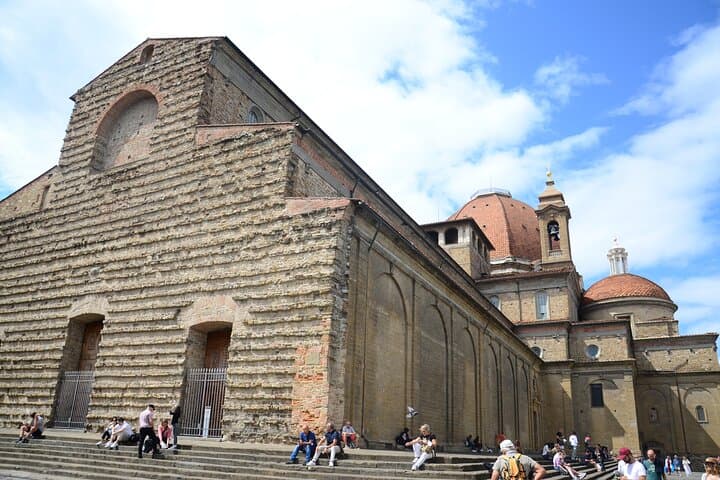 Guided Medici Tour Florence: Discover Mysteries & History