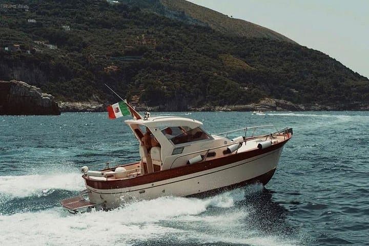 Private Amalfi Coast Boat Tour from Positano: Swim & Explore
