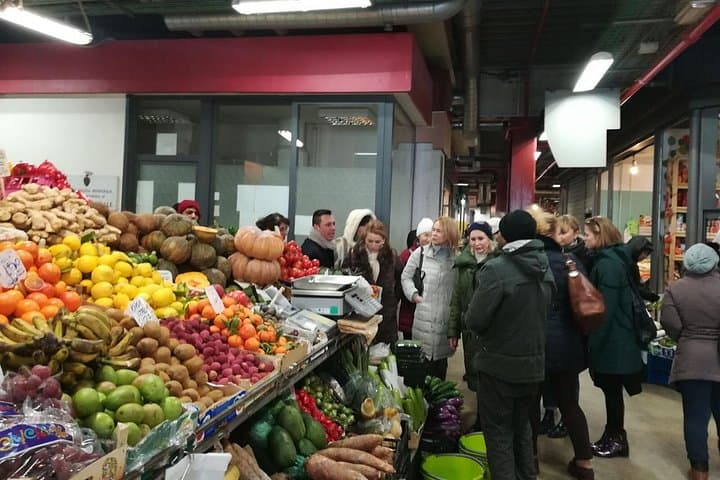 A group of Chefactory students learning more about our marketplace