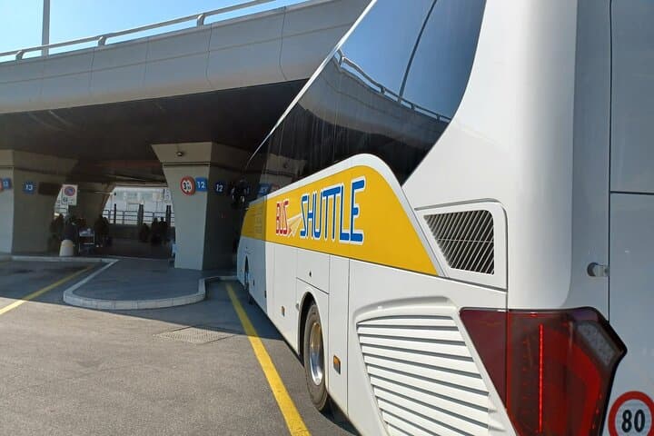 Fiumicino Airport Shared Shuttle Bus to Rome Termini & Vatican