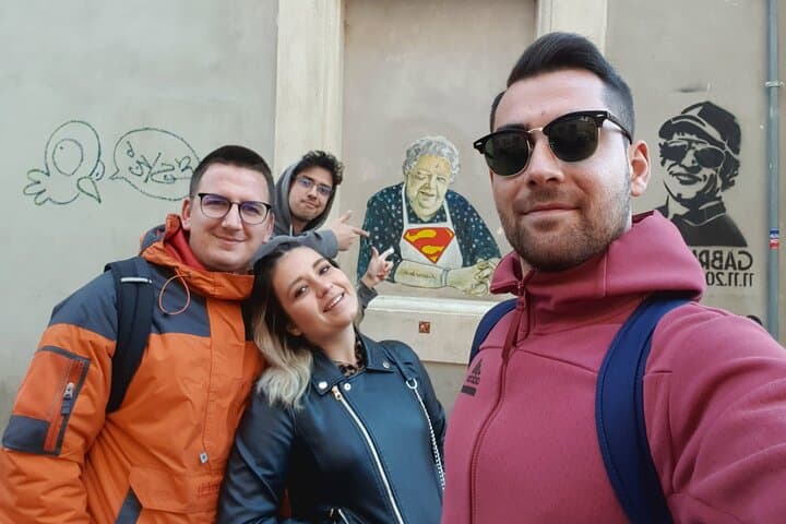 Rome: Hidden Treasures of Trastevere Self-Guided Puzzle Quest